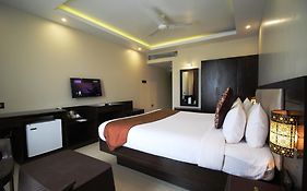Hotel Golden Plateau